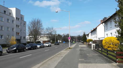03.08.22 - Weißer Pkw fährt ein Kind (3) an und flüchtet - Wer kann Hinweise geben?