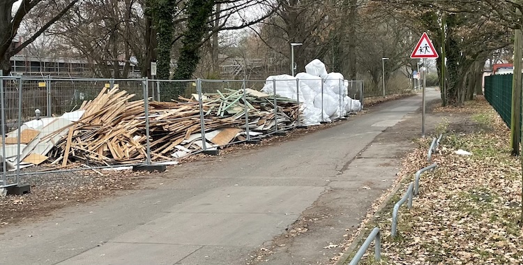 Der Müllberg wächst...