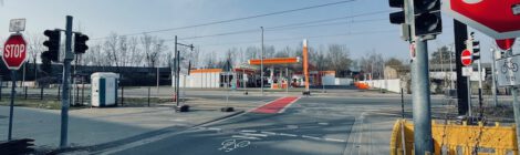 Fußgängerampel an der Petermannstraße!