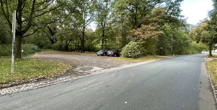Parkplatz wird gesperrt!